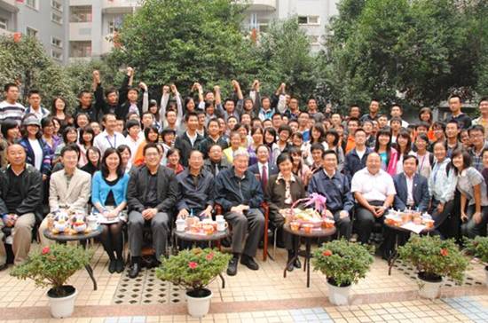 http://www.snedu.gov.cn/file/upload/201505/22/09-01-08-93-10.jpg